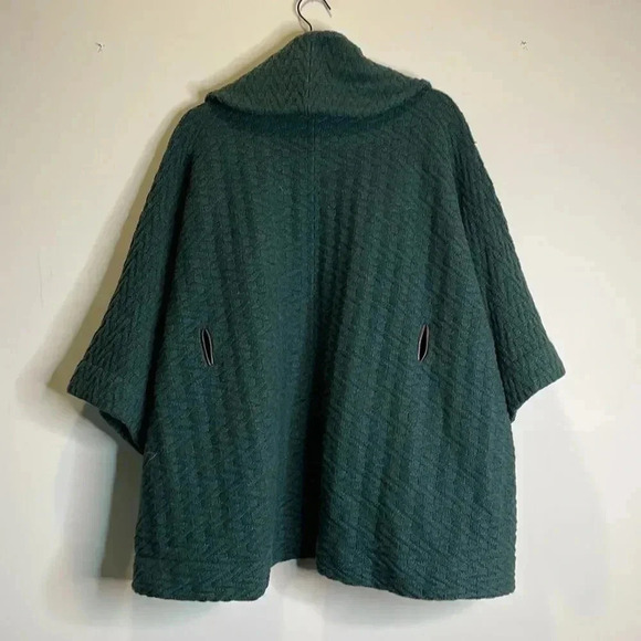Lands’end Green Sweater Cape - Picture 8 of 12